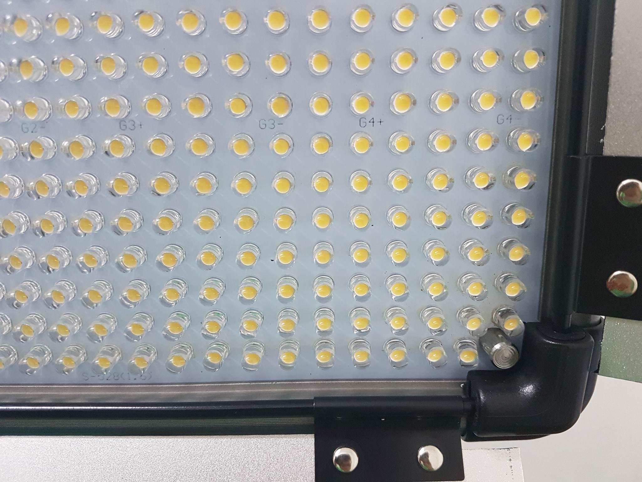 Dison D 1080ii Series LED Light (5500k or 3200-5500k) with DMX512 Output