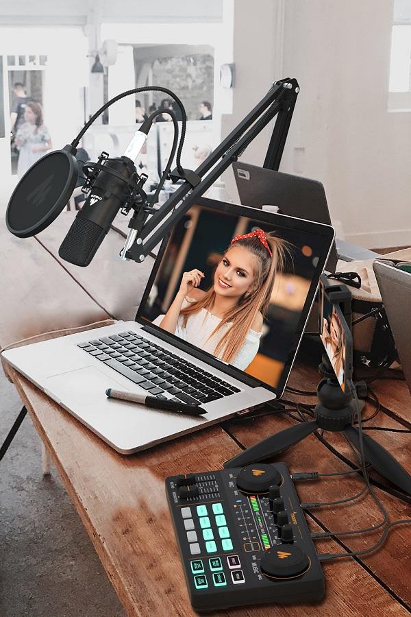 MAONOCASTER Lite AU-AM200 Portable All-In-One Podcast Production Studio