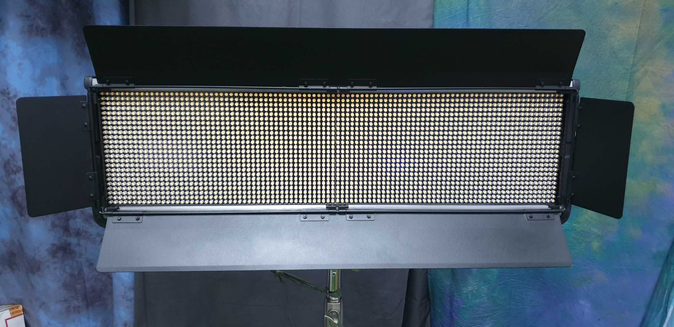 APEX V2400 LED Panel 3200-5500k with Remote Control