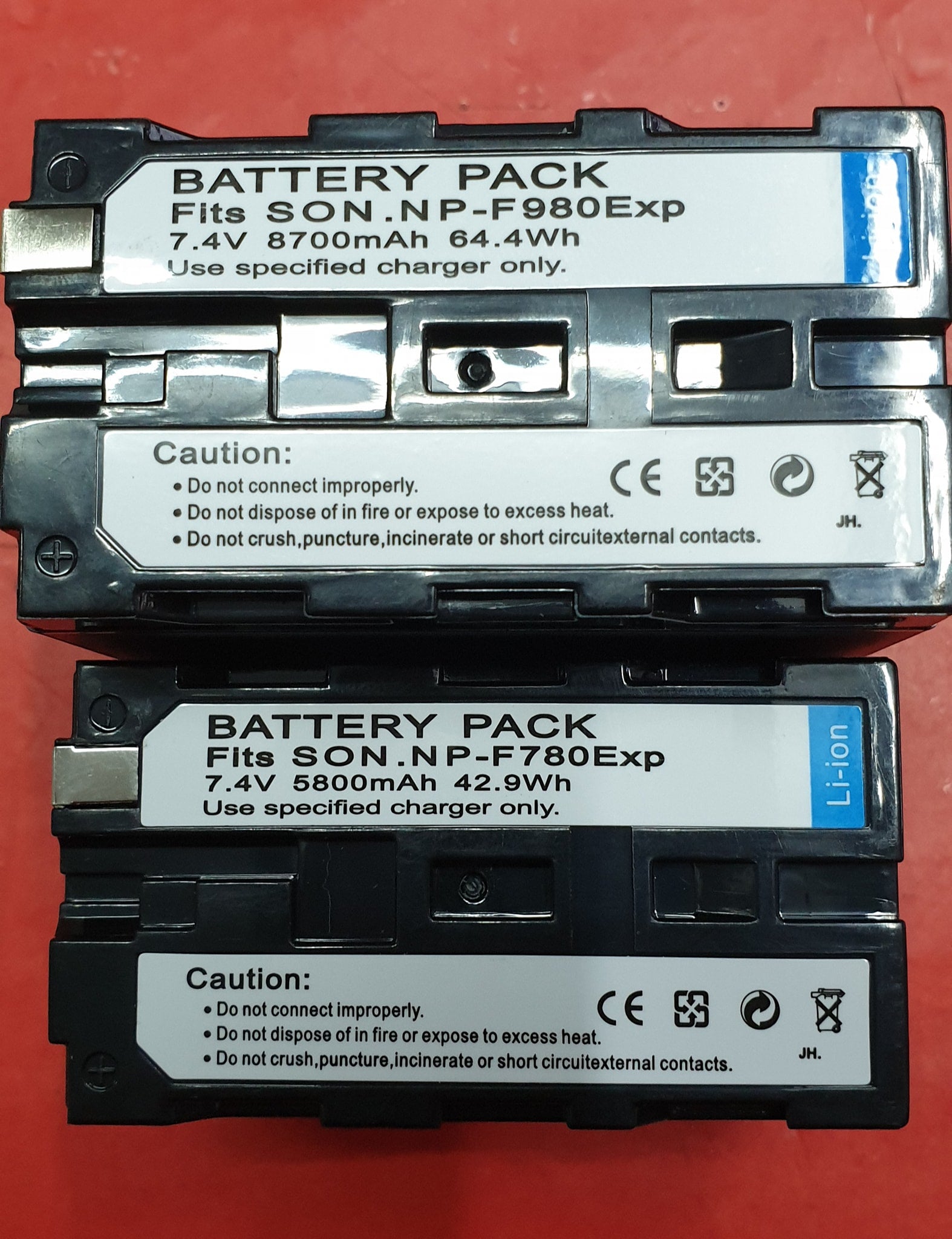 Replacement Battery for Sony F780 F980 with USB Out and Battery Level Indicator