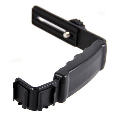 L-bracket with dual hotshoe